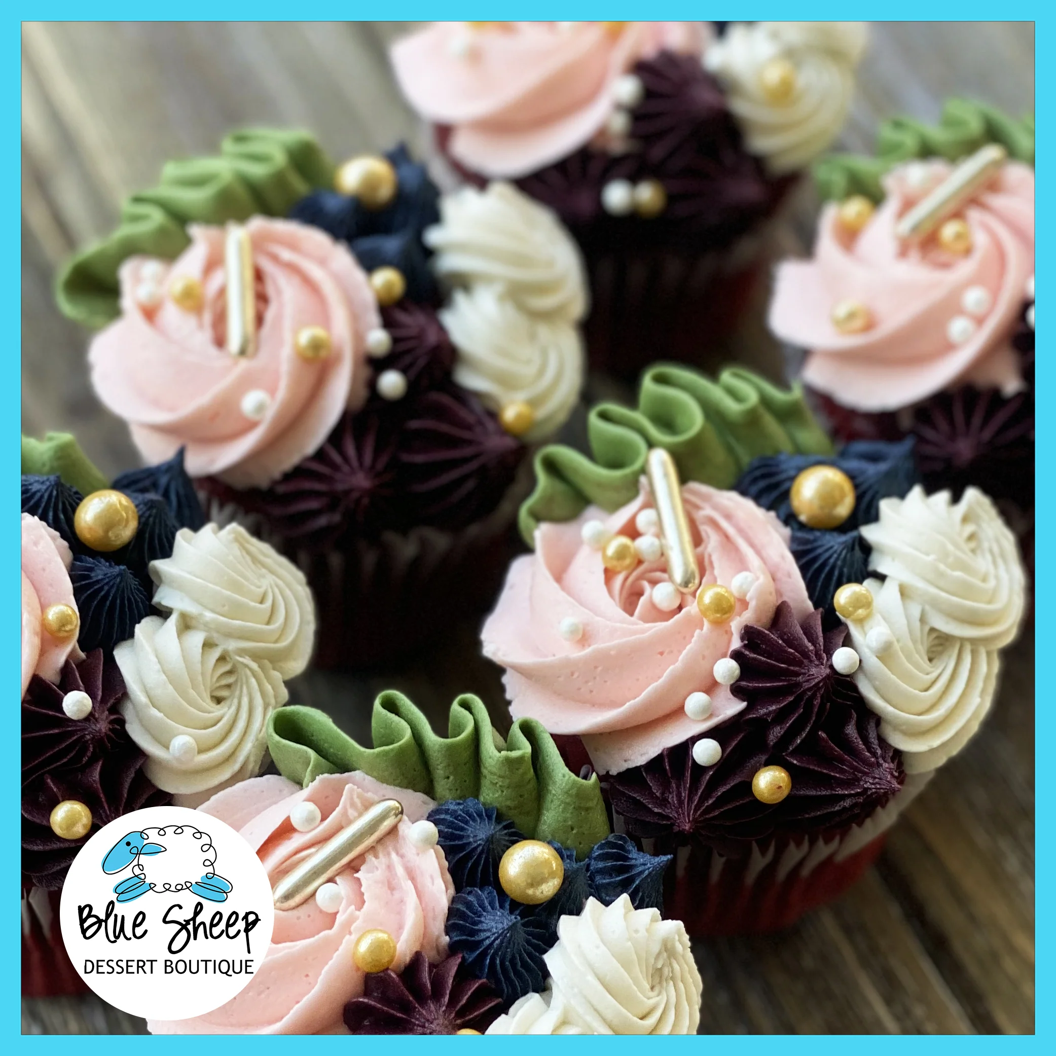 12 Thanksgiving 2020 Signature Cupcakes
